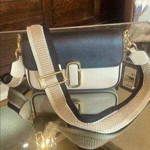 Marc Jacob’s The JMarc bag.  in camel multi. Good used condition. Classic